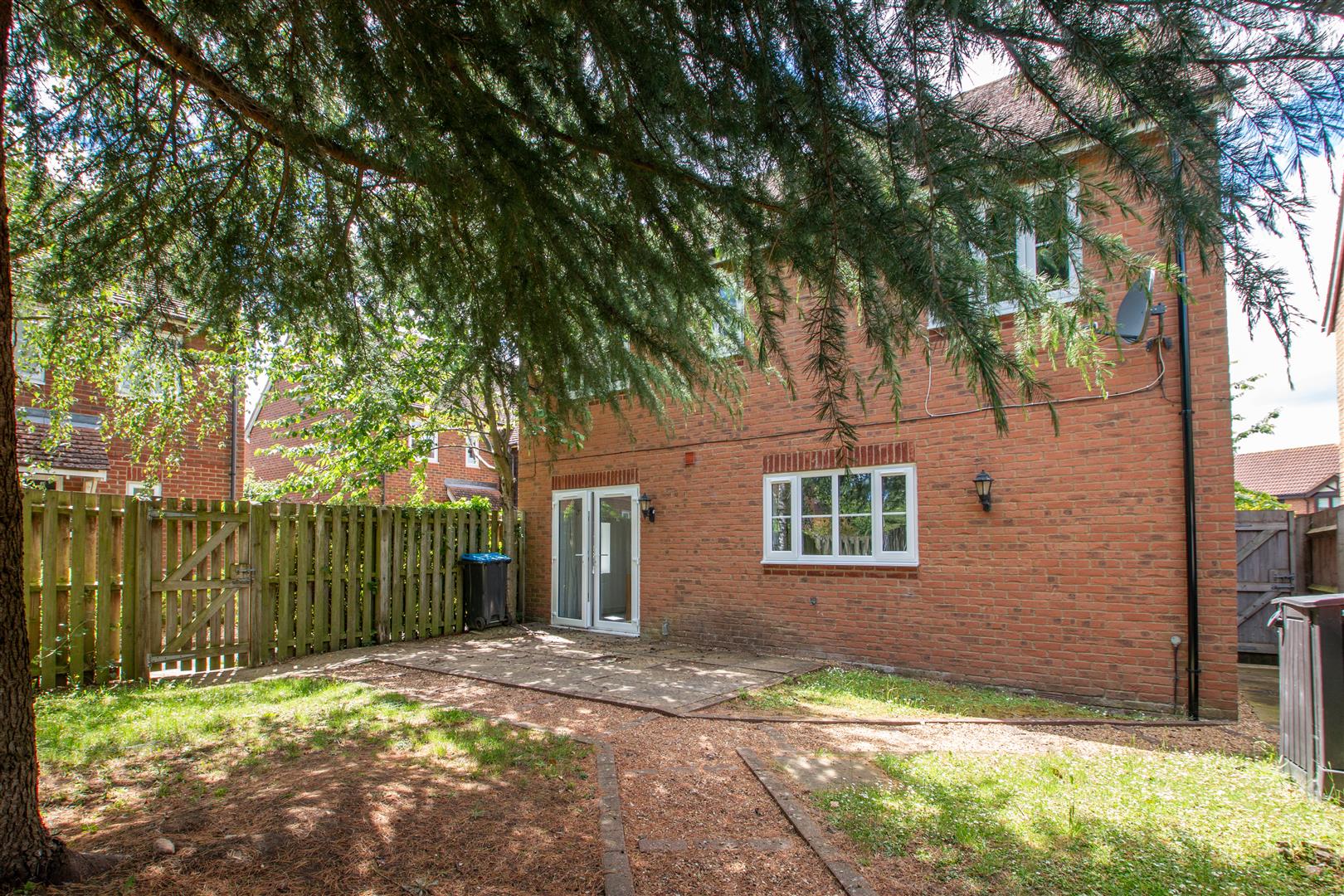 4 bed property in Digby Croft, Milton Keynes